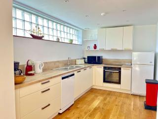 Maison T5 atypique rénovée PMR – Centre de Locmiquélic – Classée 2* - FR-1-479-228 - Locmiquélic - 8