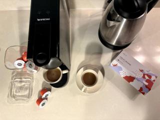 City Oasis: 5 Min to Metro, Pool & Gym, Essentials - Khlong Toei - 3