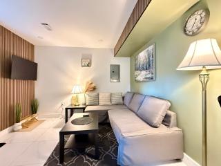 Brand New 2 Bedroom Suite in Langley Twp - Play Area, Patio & Mini Golf - Aldergrove - 7