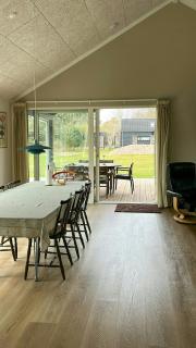 Modern Holiday Home Near Vesterløkken Beach - Tanderup - 0