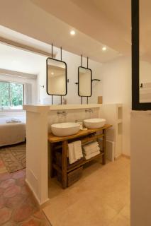 Retreat Between Sea And Mountains In Provence - 1