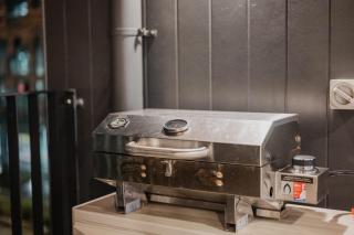 Central 1BR - Bath BBQ & Full Kitchen - Christchurch - 5
