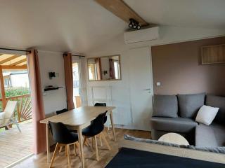 Bungalow confortable près de Condrieu avec piscine partagée - Condrieu - 3