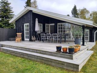 Charming Summer House Close To The Beach - Marielyst - 0