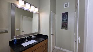 Galleria Luxury Stay Pool Gym Stunning Views - Houston - 1