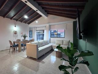 Traditional Charm minutes from Provenza with AC - Envigado - 3