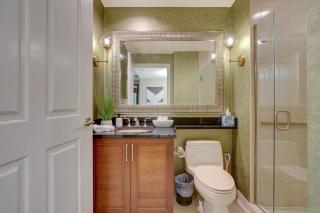 The Signature Escape at MGM Signature Tower 2 5 MIN WALK FROM F1 GRANDSTAND - 1