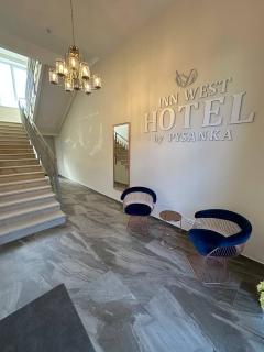 Inn West Hotel by Pysanka - Kolomyja - 9