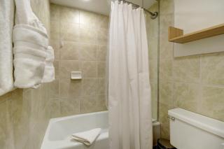PG G-6 Peregrine 2Br 2Ba condo - 1