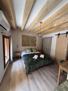 Gîte plein de charme avec ses poutres apparentes , ses pierres et son jacuzzi extérieur - Caux - 8