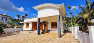 Wayanadan service villa - Mānantoddy - 9