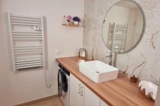 Duplex refait à neuf 2 chambres vue mer climatisé wifi piscine chauffée - 3