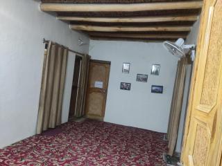 cozy villa home stay stongsteth Nubra Near Saichen Glacier - Kimi - 3