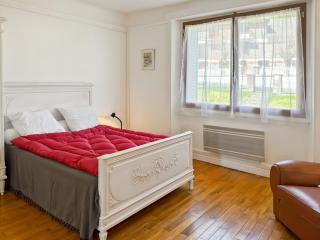 La maison des Hortensias Vic-Sur-Cère, 10 pers - 8