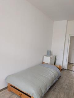 Cozy & Elegant 2-Bedroom - Nejdek - 6
