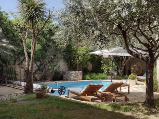 Gîte familial 6 personnes climatisé, piscine partagée chauffée, proche Nîmes, Uzès, Pont du Gard, Cévennes - 3
