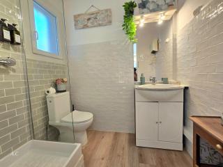 La Chambre Sous Les Oliviers - Très cocooning avec grand jardin, borne recharge électrique, à 5min du centre - BY AURAconciergerie - 2