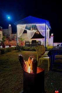 Silver Petal Hospitality - Panchgani - 4