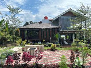 Villa D'Thie - - 9