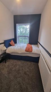 Station Road - up to 10 person - 3