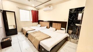 UJJAIN HOTELWHITE #LOTUS Near Shri Mahakaleshwar Jyotirlinga Temple and Railway Station Ujjain - A Luxuary Hotel in Ujjain - 7