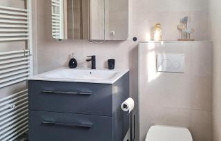 Amazing Apartment In Klenovica With House Sea View - Klenovica - 1