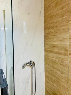 Contemporary and welcoming place - Larisa - 6