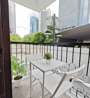 Forbestown Hostel - Manila - 9