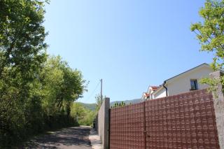 Spacious Holiday Home - Serene Nature Retreat Near The Coast - Herceg-Novi - 2
