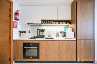 New Studio 5min Walk to Bus Stop - 6