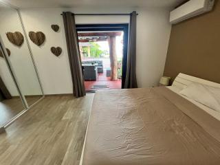 Exceptional villa with direct beach access - Dumbéa - 1