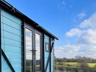 The Carriage - Uk48947 - Shirland - 0