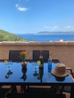 T3 Vue Mer -Terrasse - Parking - Piscine - Accès à la mer - Les Lecques - 0