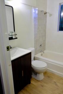 Green Hill at Rainier Lodge (0.4 miles from the entrance) - 1