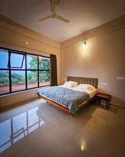 A Hilltop Nature Retreat in Wayanad - Tindummal - 9