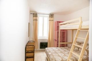 Proche du port et tout confort - 3