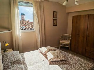 Petit Apartments Rony - 8