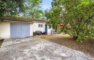 3 Bedroom Cozy Home In La Tremblade - La Tremblade - 2