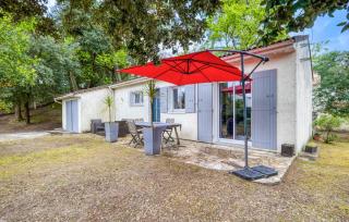 3 Bedroom Cozy Home In La Tremblade - 1