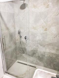 CentralGem Luxury Apartment - Tirana - 5