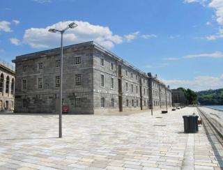 Luxury harbour retreat - 8