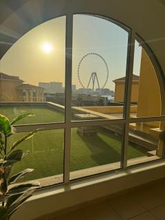 Large 5-BR JBR Apartment, Perfect for Families, Easy Beach Access - 7