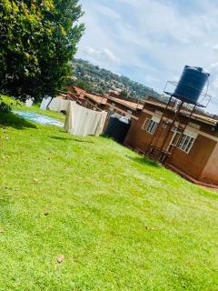 Prime motel - Buikwe - 2
