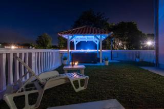 Ferienwohnung mit jacuzzi in Villa mit Garten und Parkplatz - b51847 - Ližnjan - 7