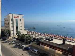 Lovely Seaview Apartment - 2BDR - 6