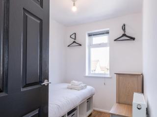 Pass the Keys Comfortable 4 Bedroom home In Chelmsford Parking - Chelmsford - 6