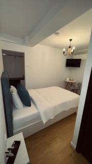 3 Baneasa Airport - Bucarest - 5