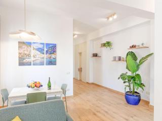 Susanna Boutique Home - 1