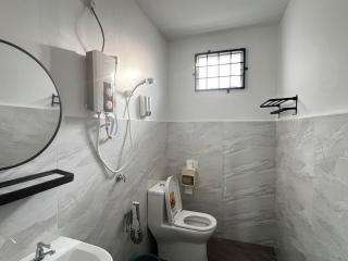 J&Y Homestay Kluang - Keluang - 3