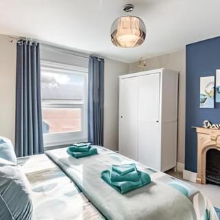 Cathedral Quarter House with free Secure Driveway Parking for 2 Cars - Lincoln - 6